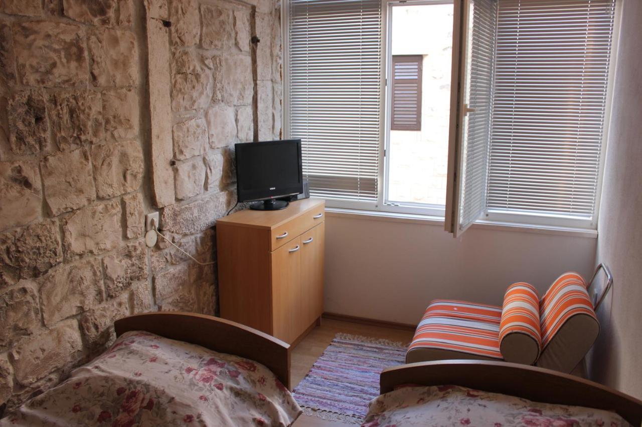 Lira - Studio Apartment Τρογκίρ Εξωτερικό φωτογραφία